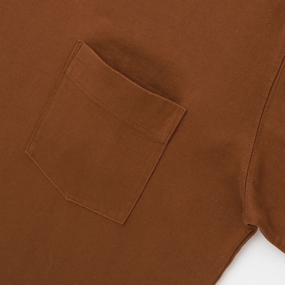 NWOT UNIQLO U Crew Neck Long-Sleeve Brown T-Shirt With Pocket Men’s Size… - Picture 3 of 4